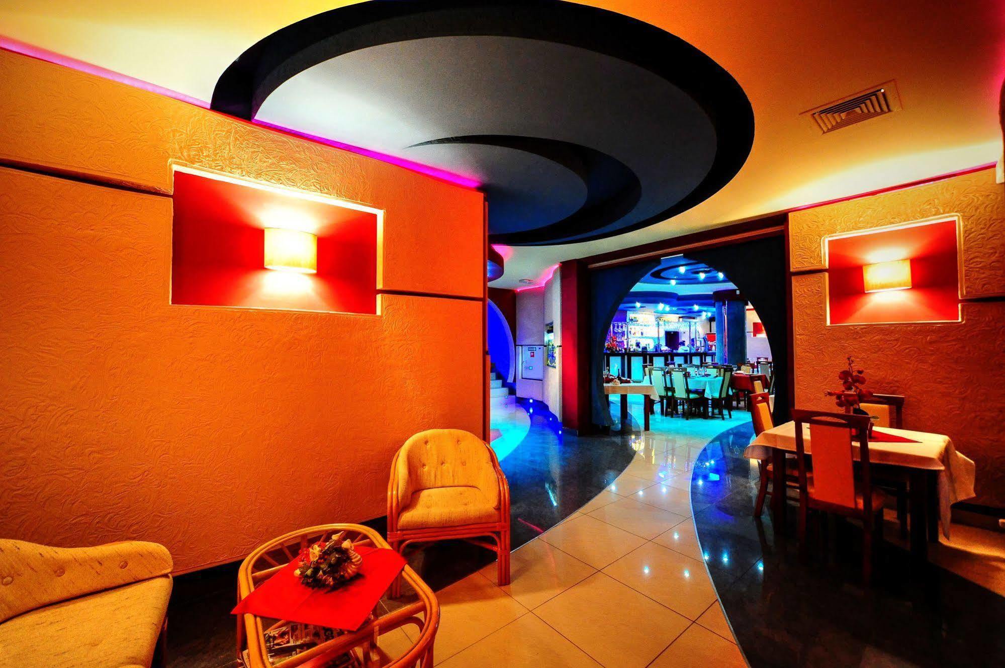 Hotel Spinaker Leba Exterior foto
